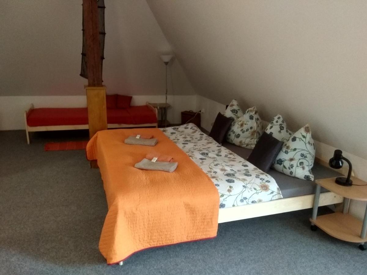Villa Liduska S Kavarnou Bechyně Buitenkant foto